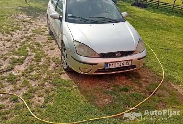 ford_fokus_1_polovni_automobili_autopijac.rs