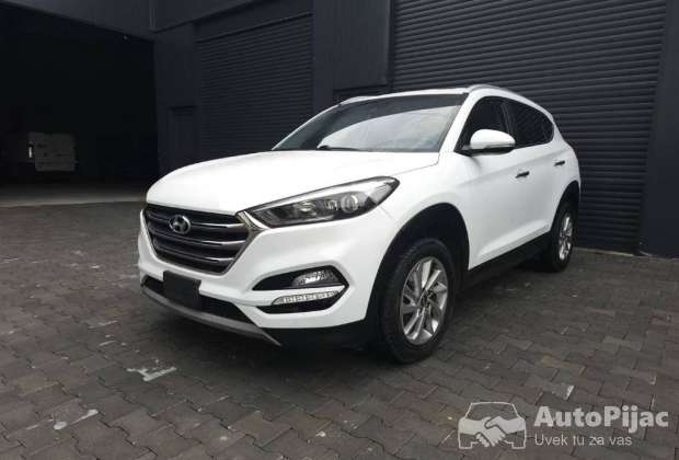 Hyundai Tucson 1.7cdti CH																											2016. godište