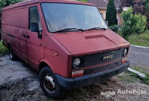 zastavarival_1_polovni_automobili_autopijac.rs