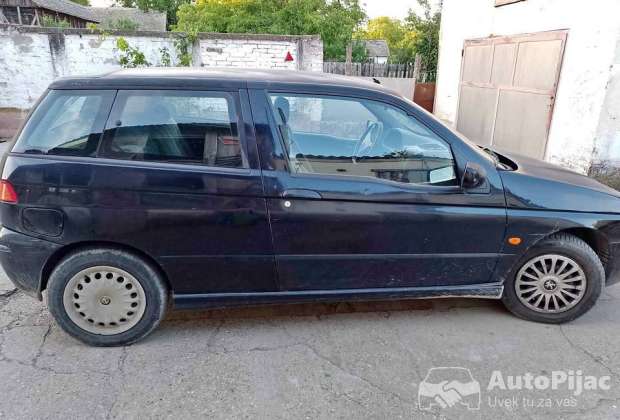 alfa_romeo_145_tdi_2000g_reg_istice_162026_u_solid_1_polovni_automobili_autopijac.rs