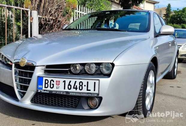 alfa_romeo_159_te_stajling_2008_1_polovni_automobili_autopijac.rs