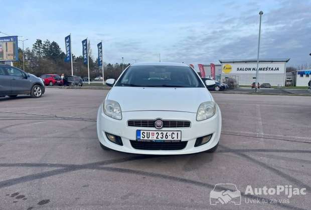 2009_fiat_bravo_1_polovni_automobili_autopijac.rs
