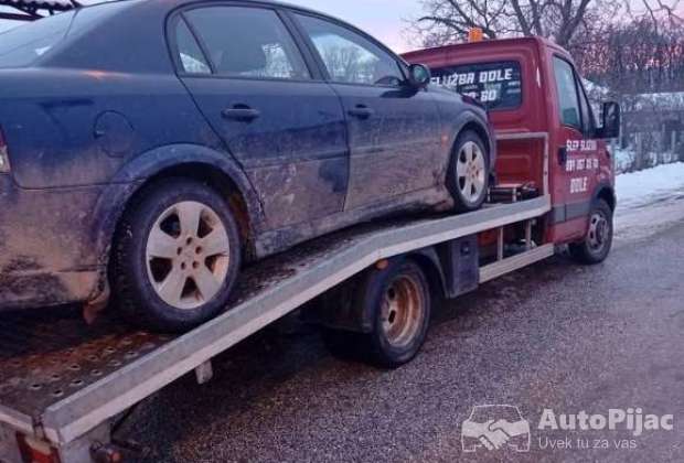 vectra_c_22_dizel_2004_1_polovni_automobili_autopijac.rs