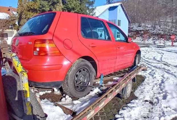 Delovi za vise vozila povoljno