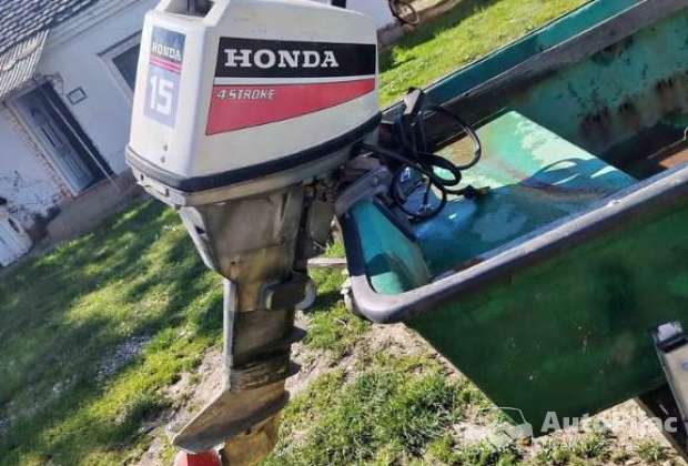 Na prodaju čamac i penta