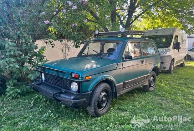lada_niva_1000e_1_polovni_automobili_autopijac.rs