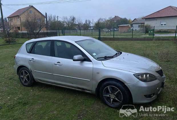 Mazda 3 u delovima