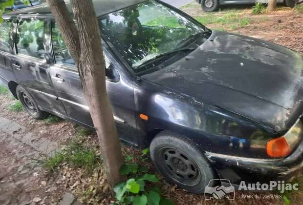 Automobili