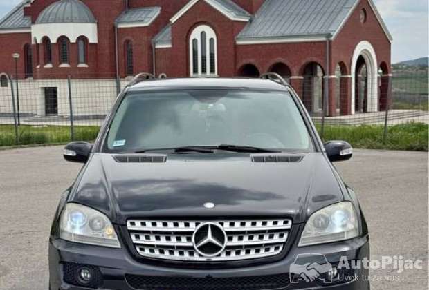 mercedes_benz_ml280_1_polovni_automobili_autopijac.rs