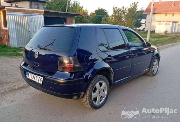 golf_4_delovi_1_polovni_automobili_autopijac.rs
