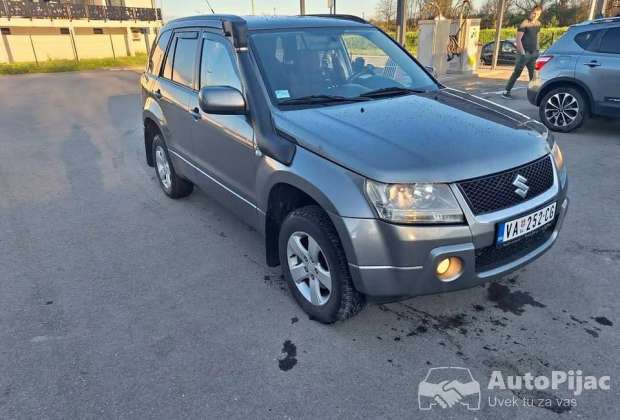 grand_vitara_1_polovni_automobili_autopijac.rs