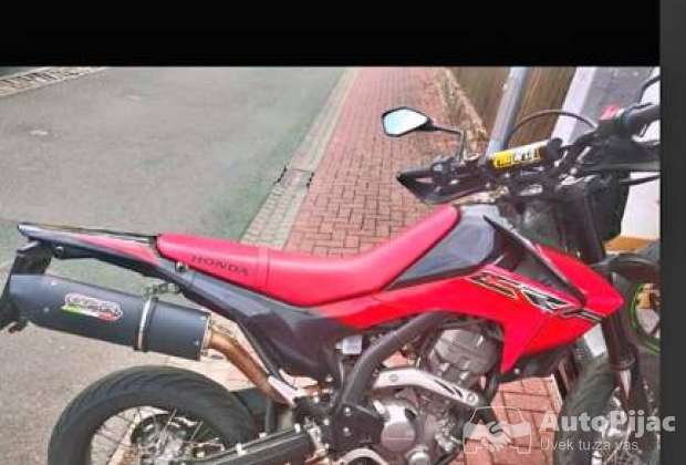 honda_crf_250_1_polovni_automobili_autopijac.rs