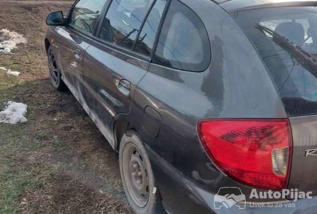 kia_rio_delovi_13_benzin_2003_god_povoljno_tel_1_polovni_automobili_autopijac.rs