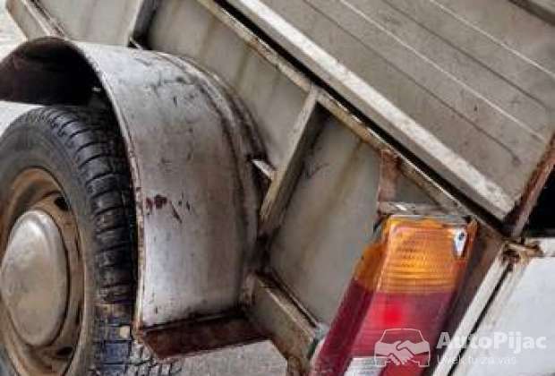 auto_prikolica_1_polovni_automobili_autopijac.rs