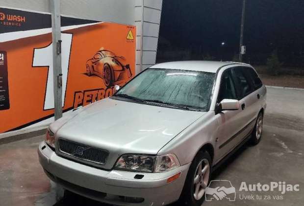 volvo_v40_19dci_85kw_1_polovni_automobili_autopijac.rs