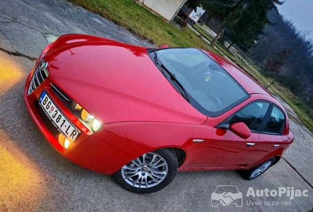 alfa_romeo_159_19_jtdm_2009_godiste_reg_do_1510202_1_polovni_automobili_autopijac.rs