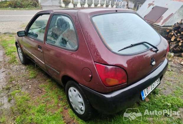 ford_fiesta_11_benzin_1_polovni_automobili_autopijac.rs