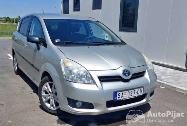 toyota_corolla_verso_1_polovni_automobili_autopijac.rs