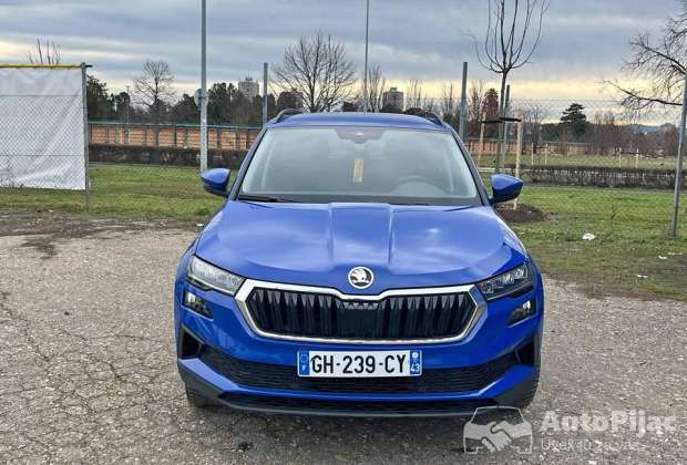 2022_skoda_karoq_novi_sad_1_polovni_automobili_autopijac.rs