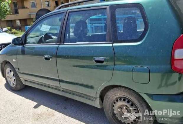 Auto na prodaju.