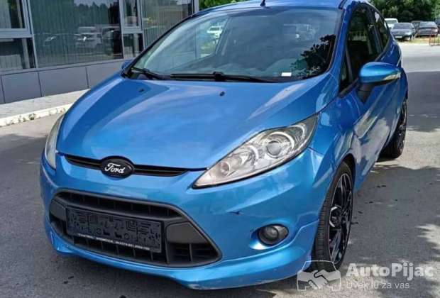ford_fiesta_16_benzin_1_polovni_automobili_autopijac.rs