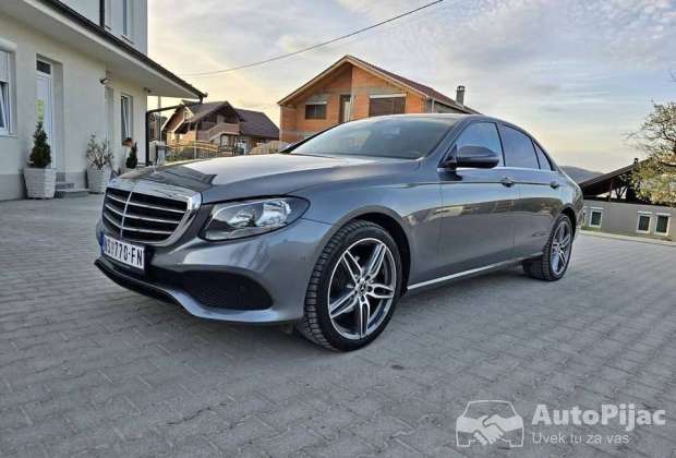 Mercedes E200cdi 110kw 2019g perfektno stanje, može zamena keš dogovor