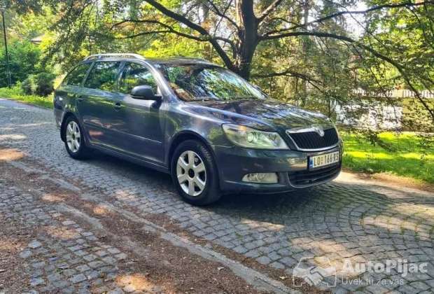 octavia_20_diezel_103kw_automatik_1_polovni_automobili_autopijac.rs