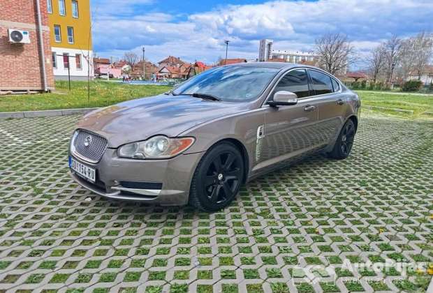 jaguar_xf_1_polovni_automobili_autopijac.rs