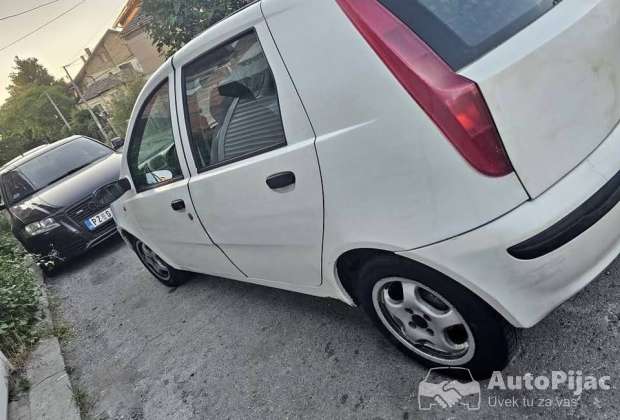 fiat_punto_19_jtd_80_konja_1_polovni_automobili_autopijac.rs