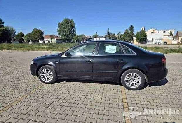 Prodajem Audi A4 srednjen,