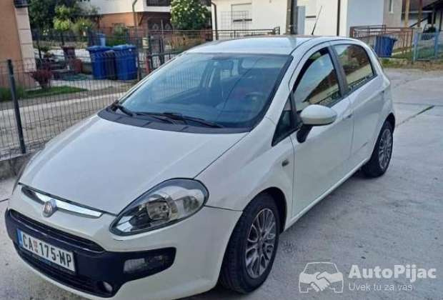 https://www.polovniautomobili.com/auto-oglasi/29464072/fiat-evo-13