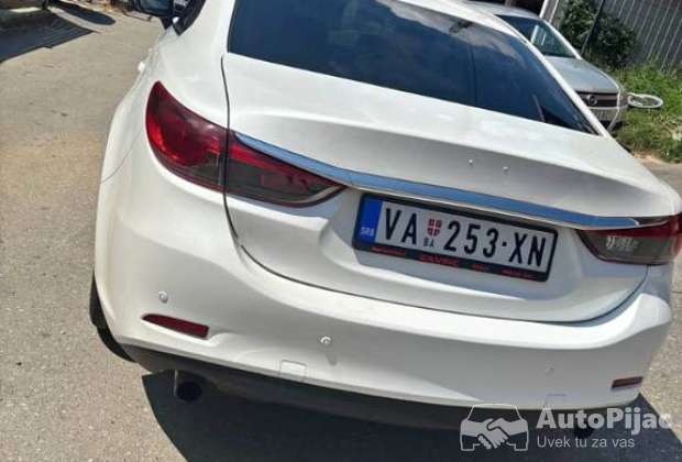 Mazda 6