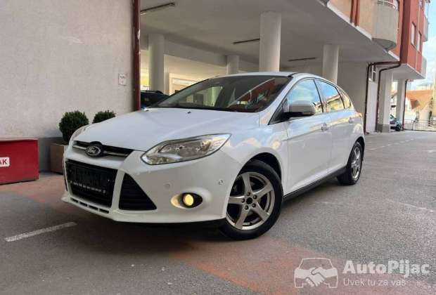 Ford Focus 1.0 GTDi TITANIUM CH																											2014. godište