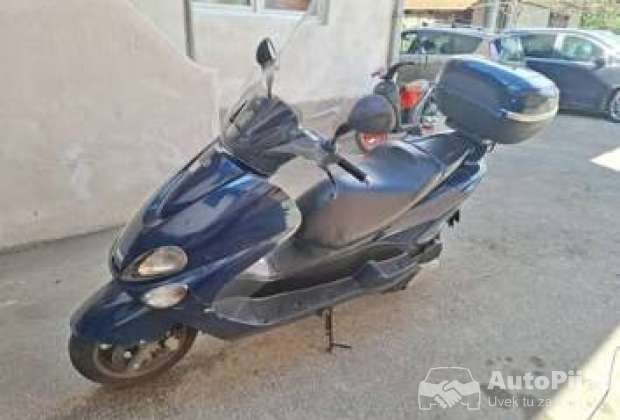Yamaha majesy