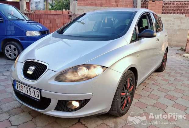 ODLICAN 2006G REG10.2026G KLIMA MOTOR 1.6B MENJAC TRAP LIMARIA ENTERIER ODLICNI BR ZAMENA