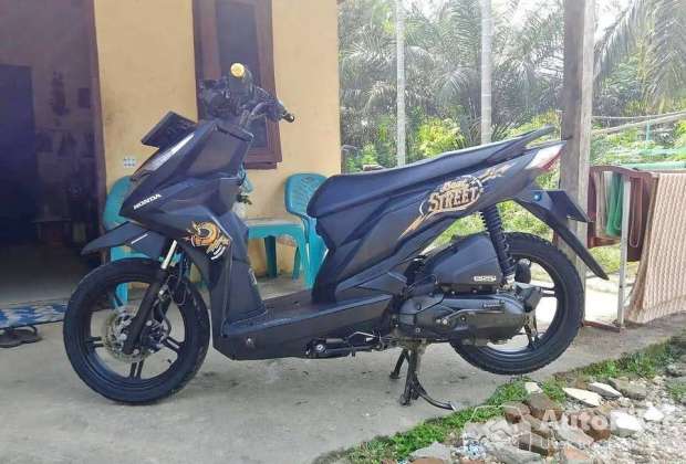 Honda beat street