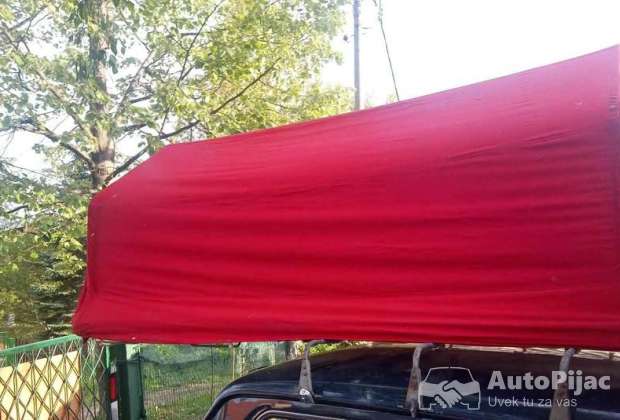 Na prodaju box tent ( krovni sator ) dimenzije 110x220, aluminijumska školjka.