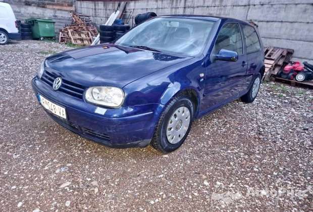 golf 1.4 benzin 2001 god