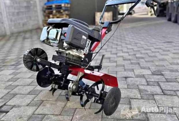 kopacica_honda_1_polovni_automobili_autopijac.rs