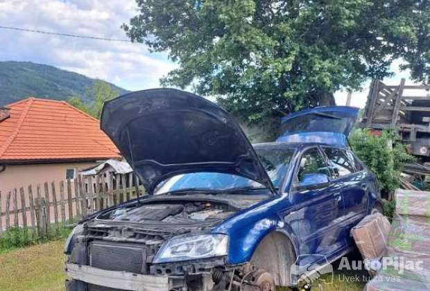 Delovi audi a3