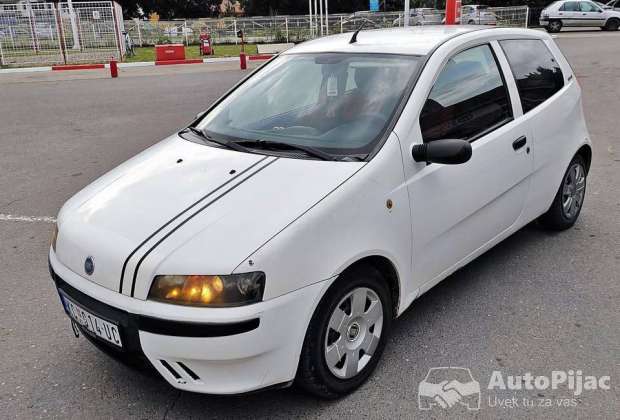 Fiat punto 1.9d 2002g reg 11.8.2026