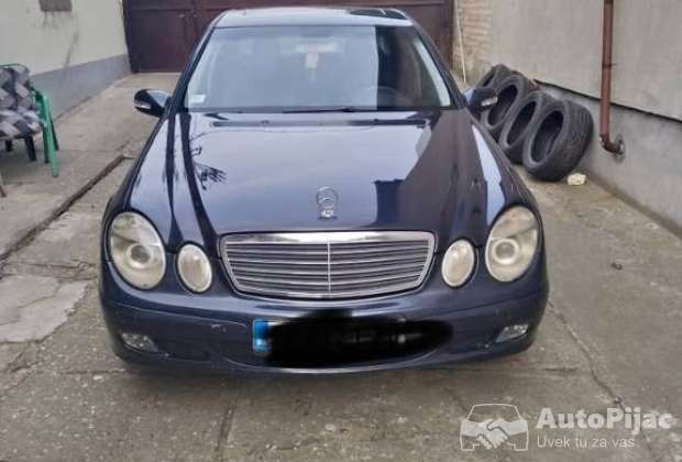 Mercedes E klasa 2002god 2.2 dizel reg do 12 meseca