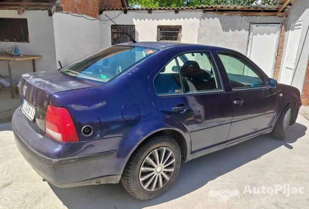 Bora 1.6 benzin, klima, 2001 god, plin atest 2033, reg 11.2026, 060-193-69-30