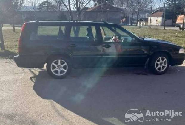 Volvo v70