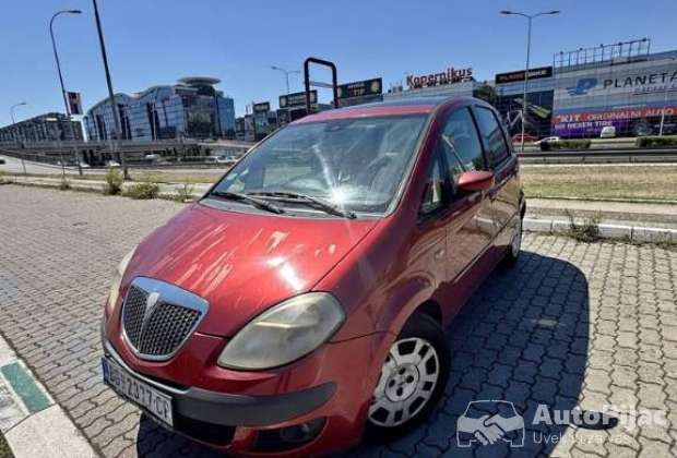 2005 Lancia Musa