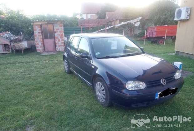 Golf 4 1,4 55k 2001g plin reg do nove godine vlasnik vredi pogledati