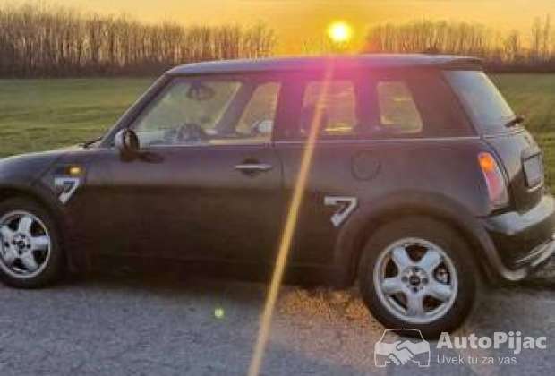 Mini Cooper Seven (Spec edition)