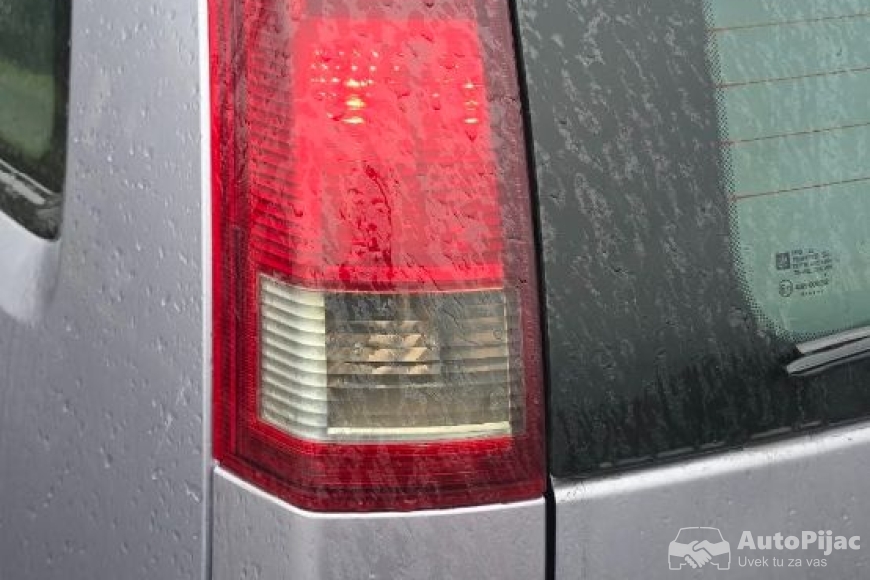 Screenshot_20250112_234924_Photos