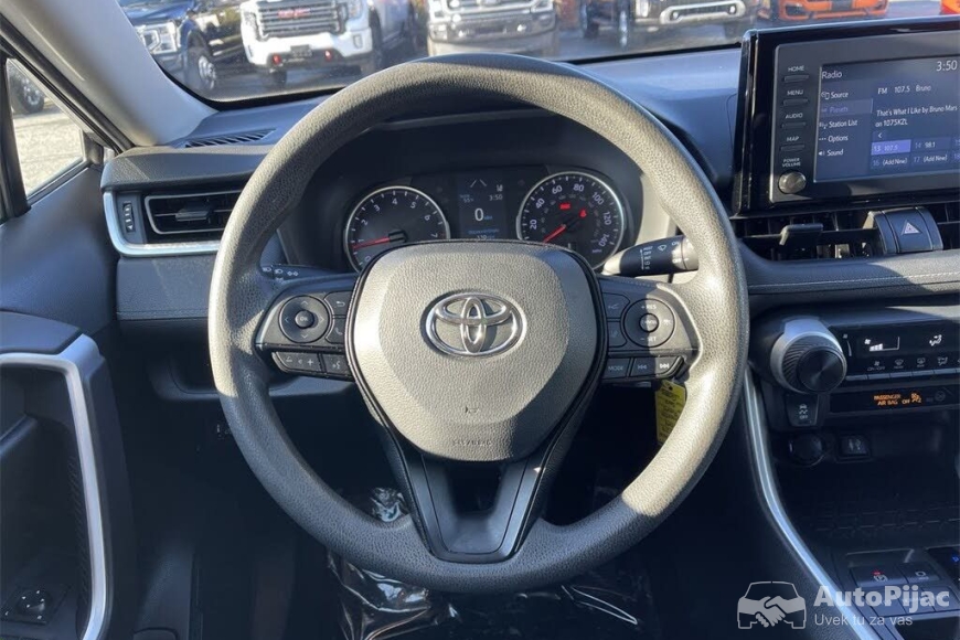 Toyota RAV4 LE FWD 2019 polovni automobili 