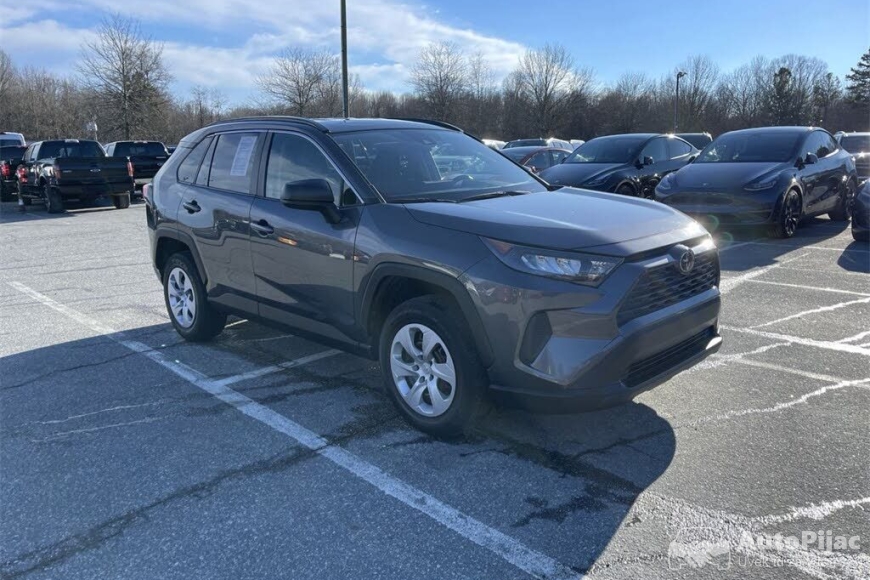 Toyota RAV4 LE FWD 2019 polovni automobili 